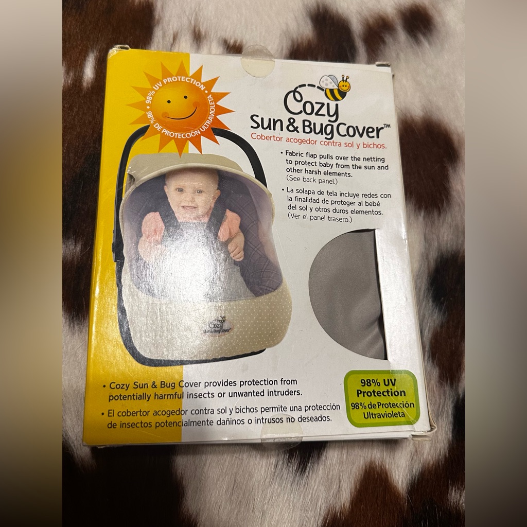Cozy Sun  Bug Cover For Car Seat
